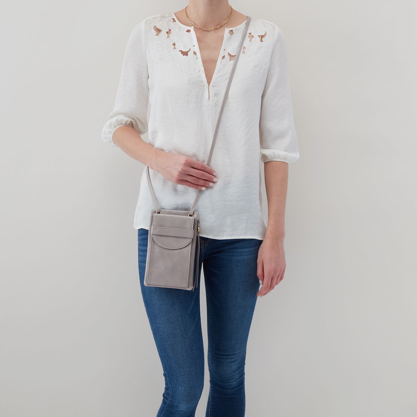 Hobo agile crossbody 2025